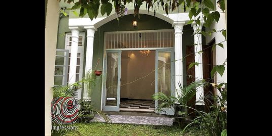 5 bedroom spacious house for RENT in Colombo 08